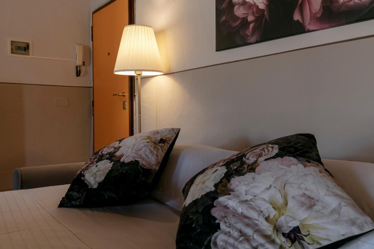 Roommo Maison Porcellana Florence Buitenkant foto